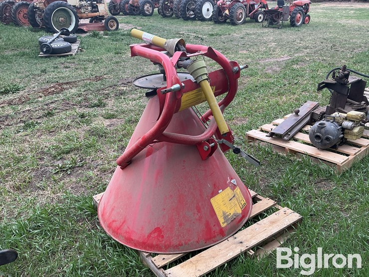 cosmo-500-dry-fertilizer-spreader-image-7