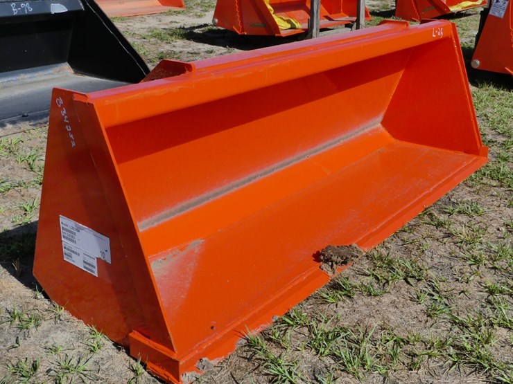 2022-kubota-72"-qa-bucket-image-1