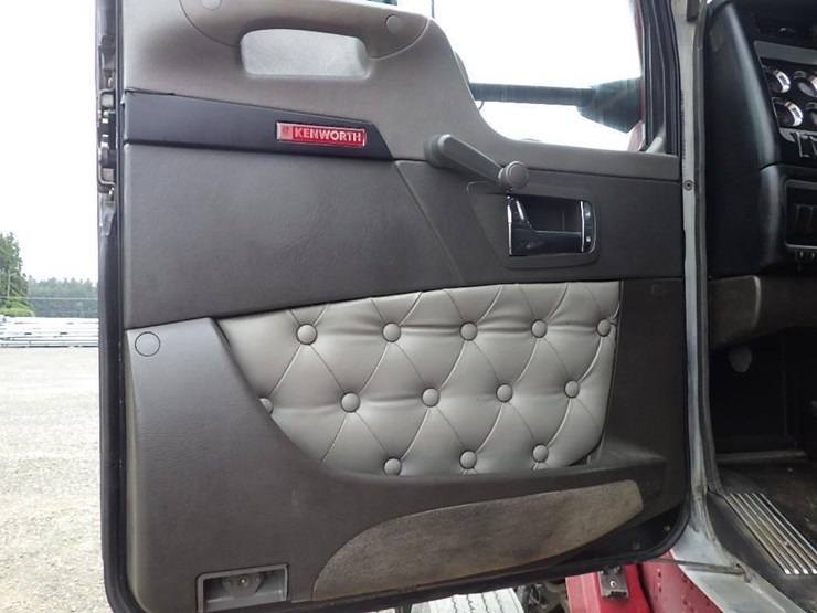 2008-kenworth-t660-image-47