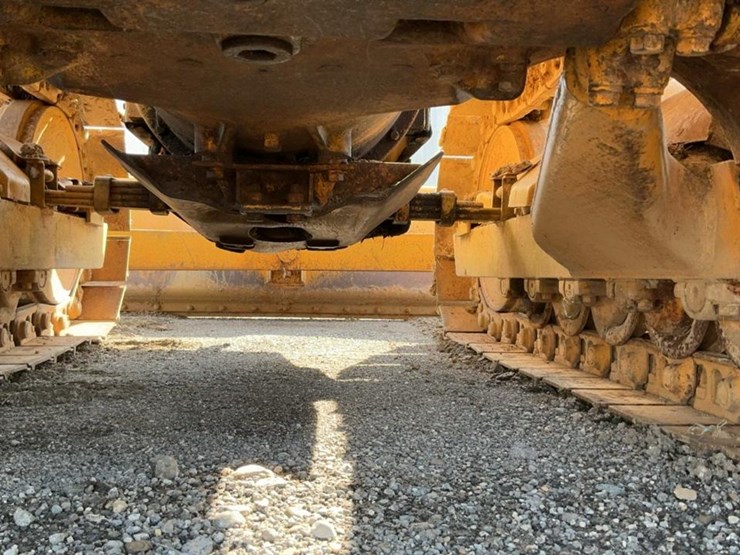caterpillar-d4-image-27