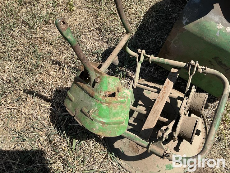 oliver-tractor-parts-image-10
