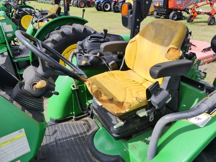2018-john-deere-5075m-image-9