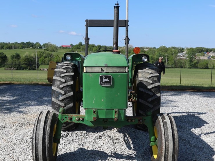 john-deere-2355-image-2