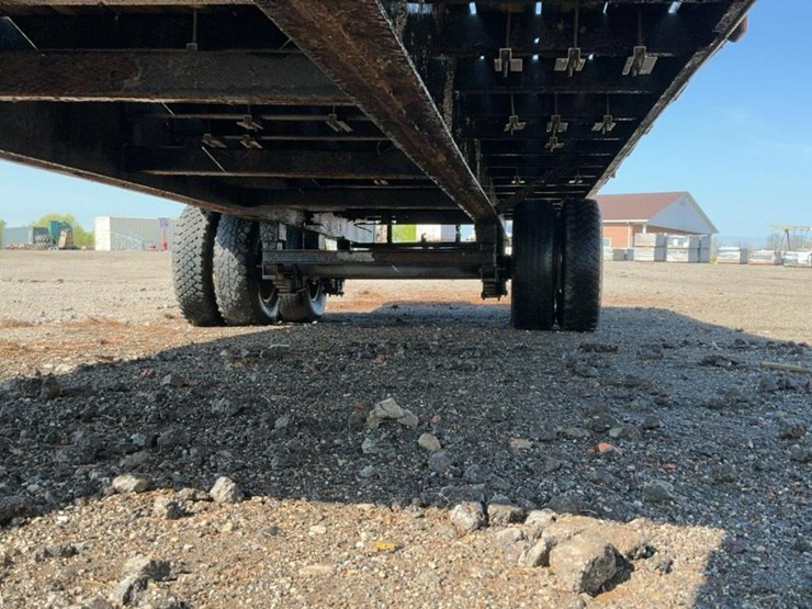 #2207-•-flatbed-equipment-trailer-image-35