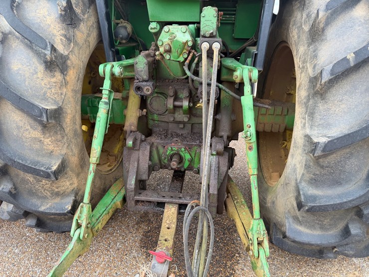 john-deere-4840-image-9