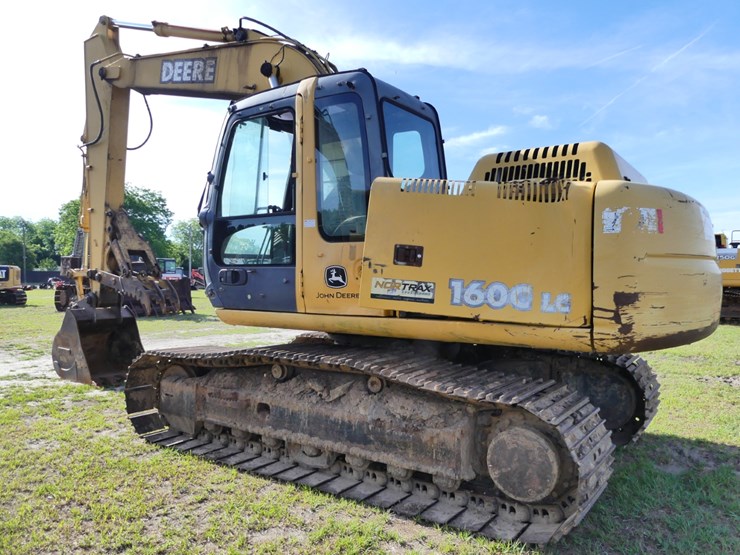 2006-deere-160c-lc-image-4