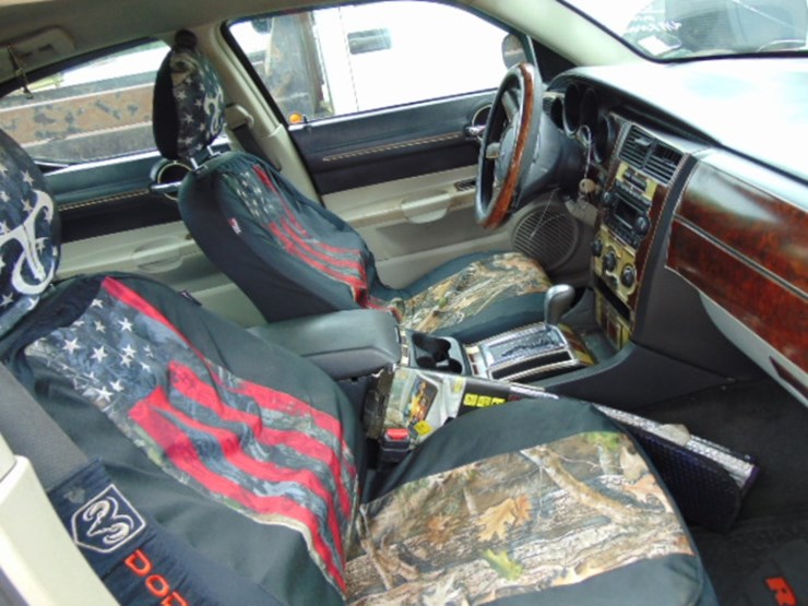 2010-chevrolet-traverse-image-5