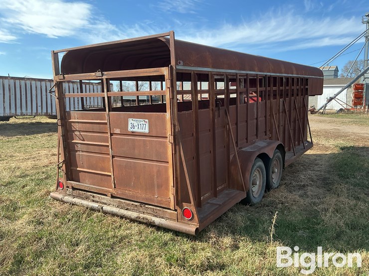 1986-s-&-s-t/a-livestock-trailer-image-5