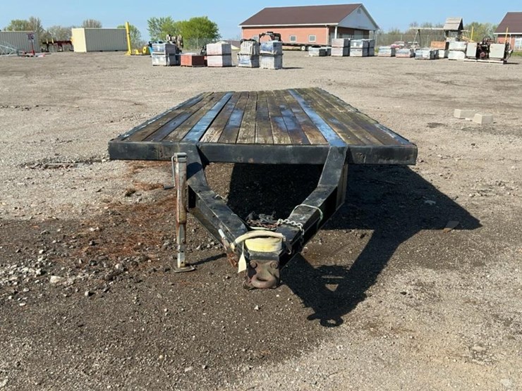 #2207-•-flatbed-equipment-trailer-image-8