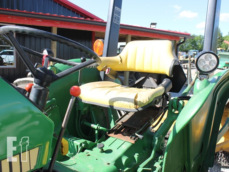 john-deere-2155-image-8