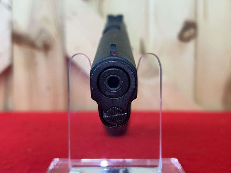 chiappa-firearms-model-1911-22-semi-auto-pistol-.22-lr-image-6