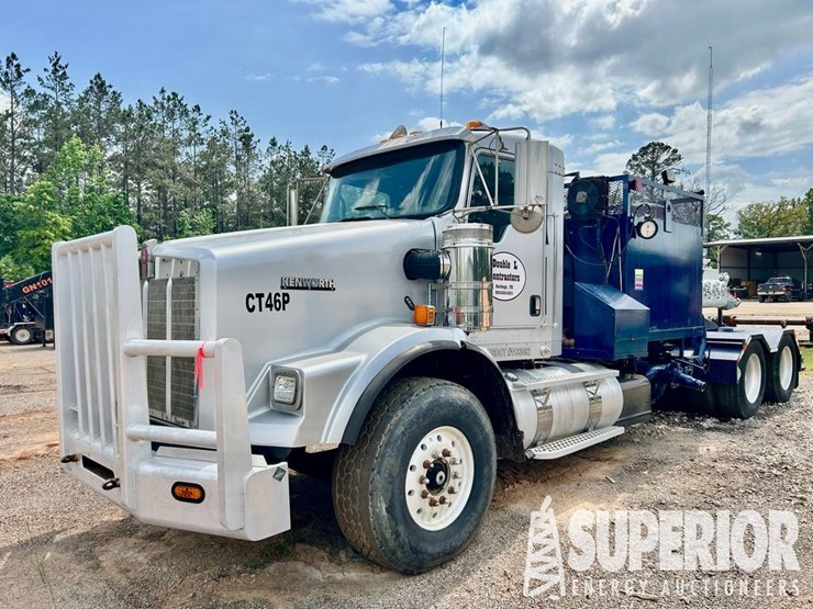 2008-kenworth-t800-image-1