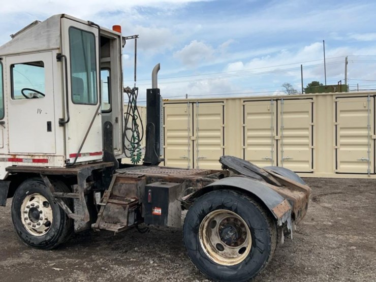 #1950-•-2005-klamar-30-yard-truck-image-3