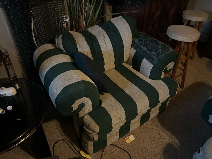 #88-•-sofa-and-matching-chair-image-2