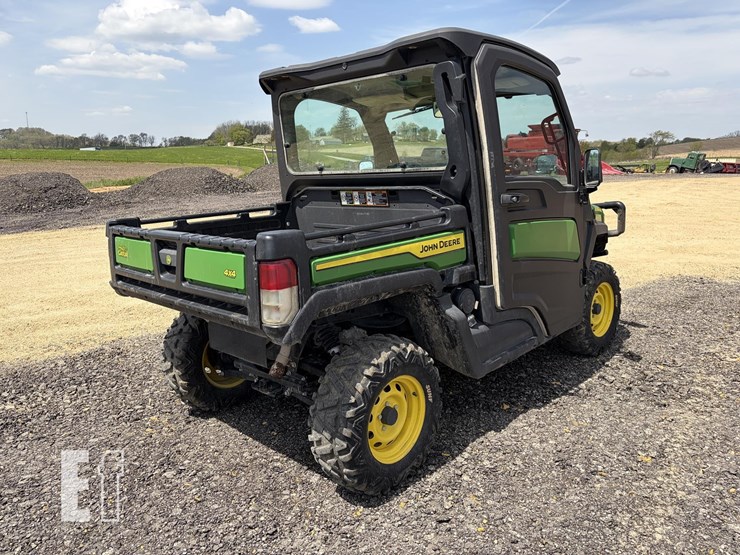 john-deere-gator-xuv-835m-image-3