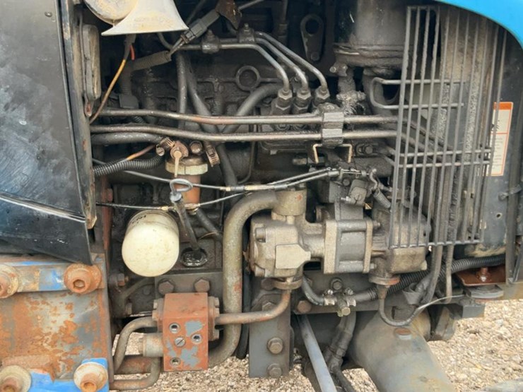 #2400-•-new-holland-tc25s-diesel-tractor-image-27