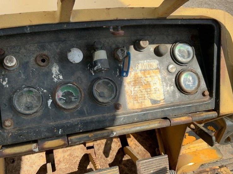 1983-john-deere-550-image-35