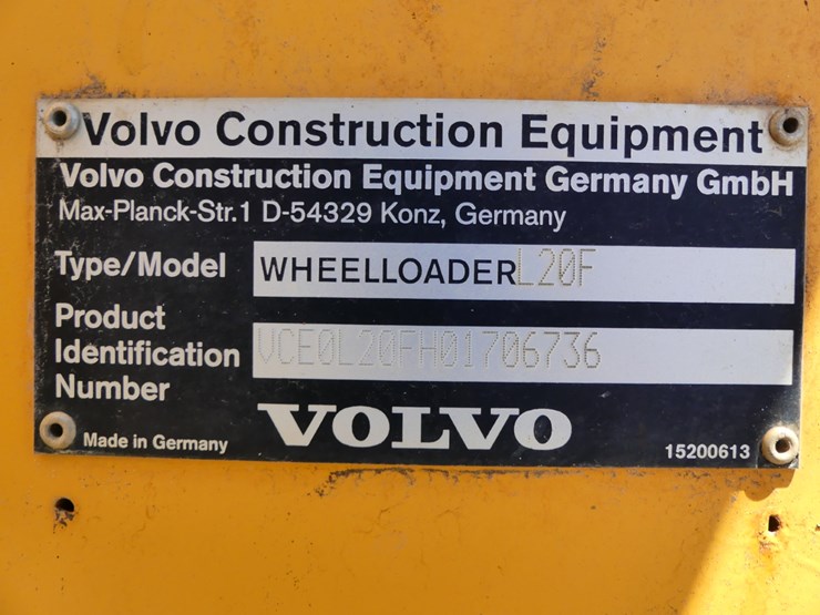 2014-volvo-l20f-image-14