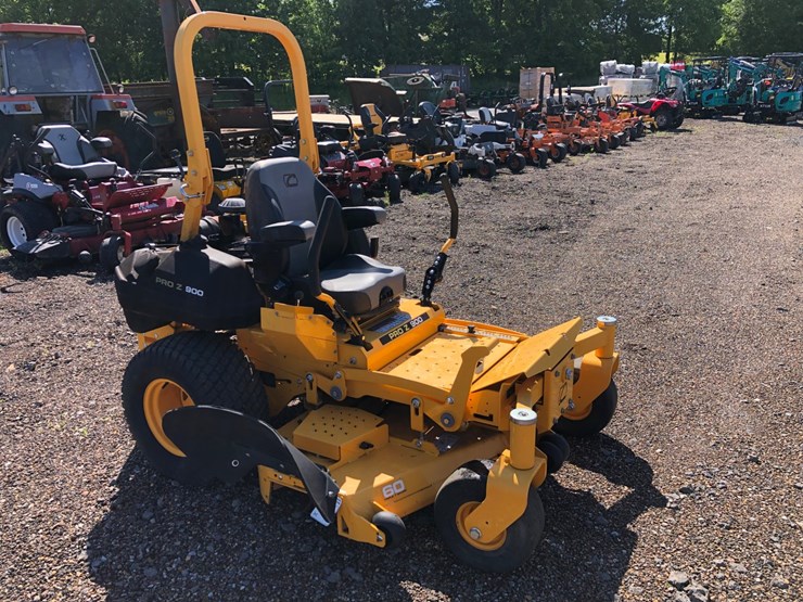 cub-cadet-pro-z-900-image-2