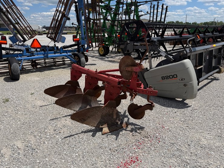 massey-ferguson-43-image-1