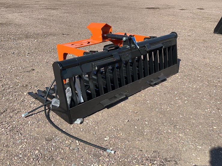 skeleton-grapple-bucket-image-4