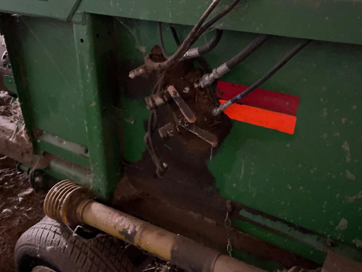 2004-john-deere-630f-image-24