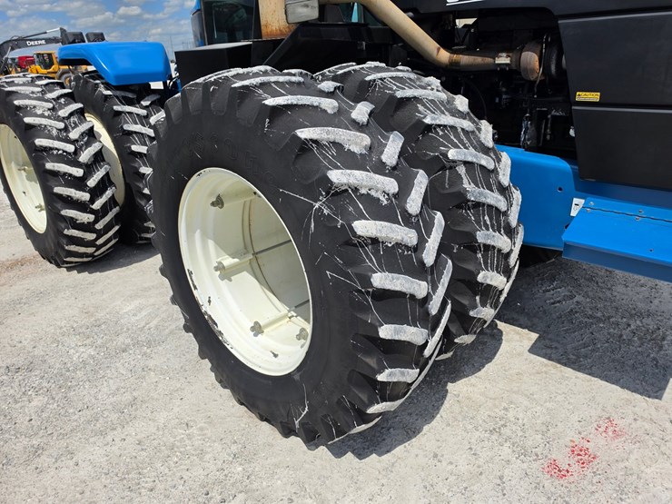 2000-new-holland-9384-image-4