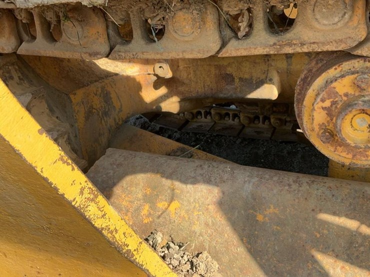 caterpillar-d4-image-32