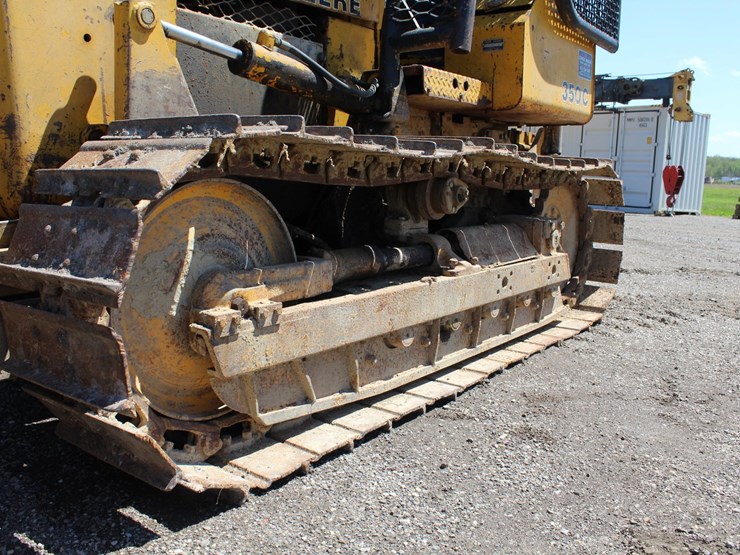 john-deere-350-image-10