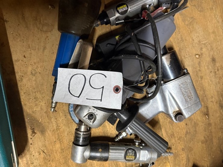 #50-•-lot-of-air-tools-image-1