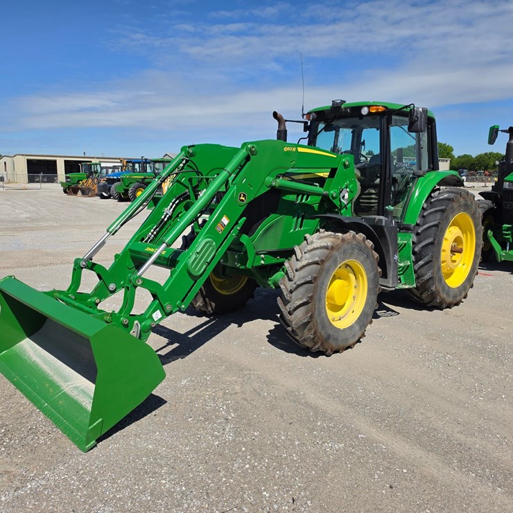 2020 JOHN DEERE 6145M