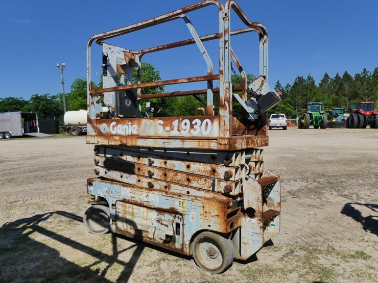 genie-gs1930-image-4