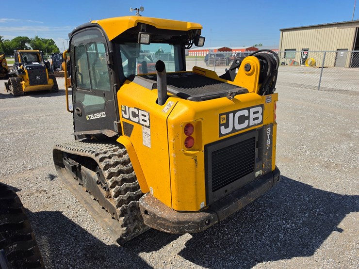 2018-jcb-3ts-8t-image-14