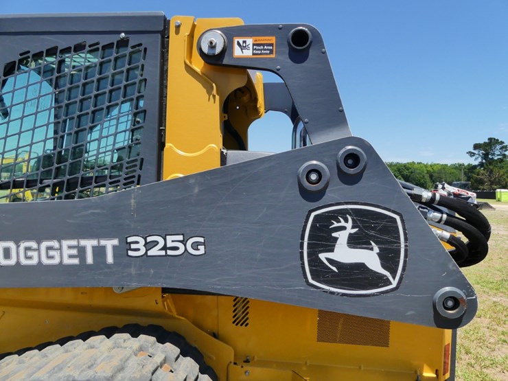 2021-deere-325g-image-8