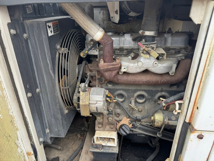 #3968-•-whisperwatt-dca-0270i-diesel-powered-ac-generator-image-29