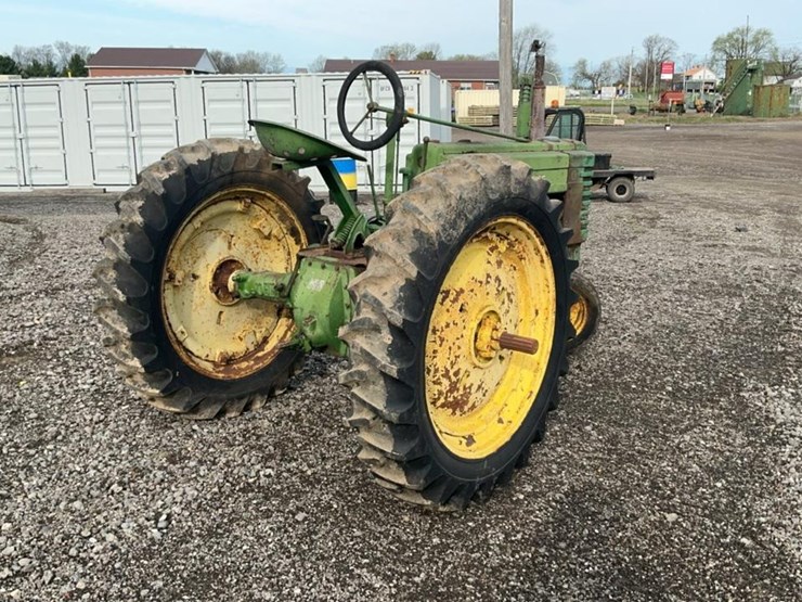 john-deere-b-image-5