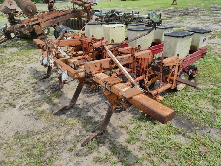 case-ih-800-image-1