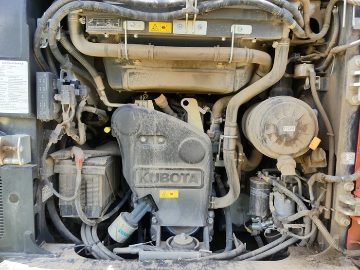 2024-kubota-svl75-3-image-9