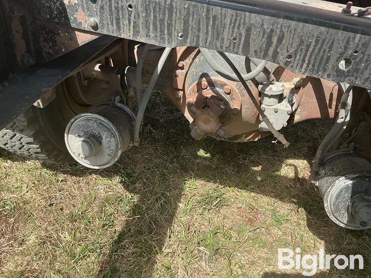 s/a-grain-trailer-w/-5th-wheel-caddy-image-13