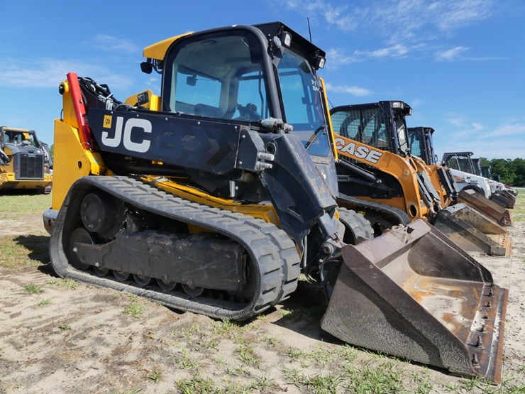 jcb-3ts-8t-image-2