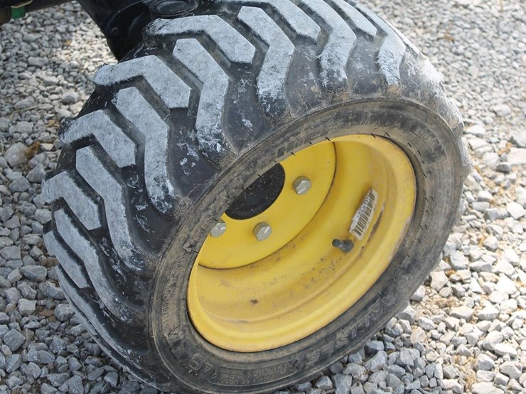 john-deere-1023e-image-15