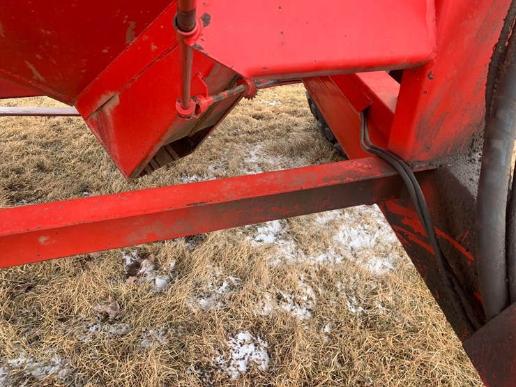 united-farm-tools-725-image-11