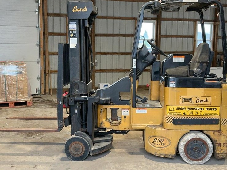 #1301-•-landoll-bendi-series-iv-electric-articulating-forklift-image-2