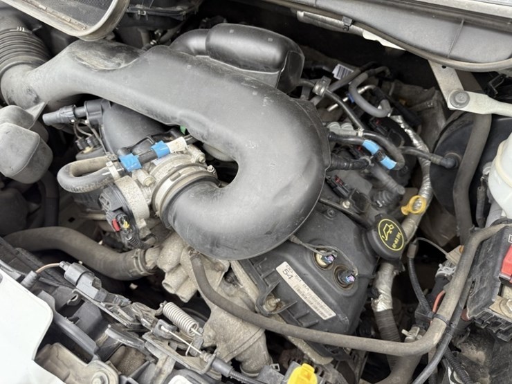 2016-ford-transit-image-11