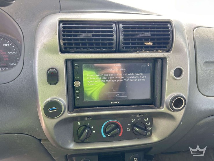 2011-ford-ranger-xlt-image-16