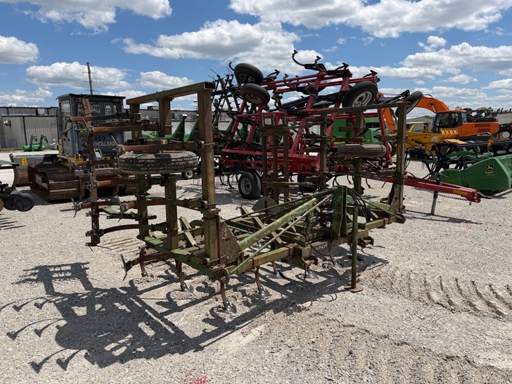 john-deere-1010-image-7