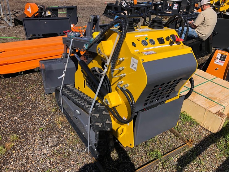 #73-•-ats--t460-mini-skid-steer-loader-image-3
