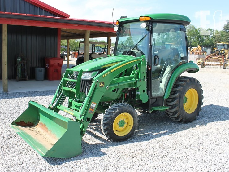 john-deere-3046r-image-1