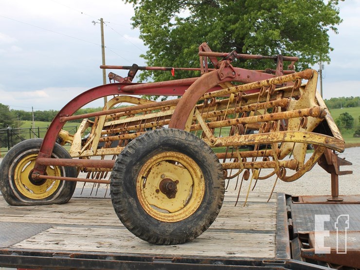 new-holland-256-image-1