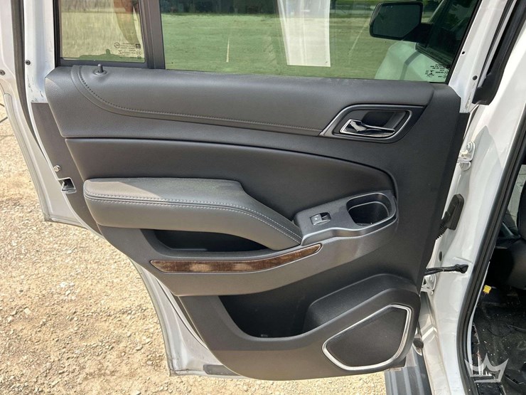 2020-chevrolet-tahoe-image-22